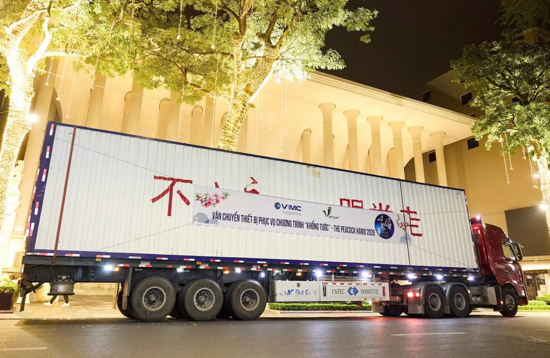 VIMC Logistics đồng hành cùng kiệt tác Vũ Kịch “Khổng Tước” trên hành trình đến Việt Nam